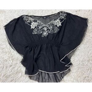 Adorable Cream & Black Tunic Sheer Blouse by Rhapsody size Medium